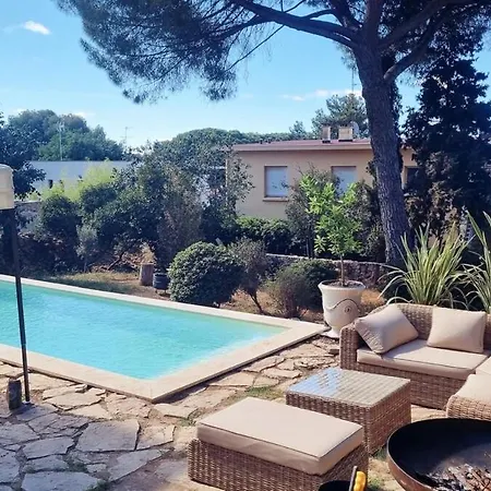 Mont Saint Clair With Pool And Sea View Villa